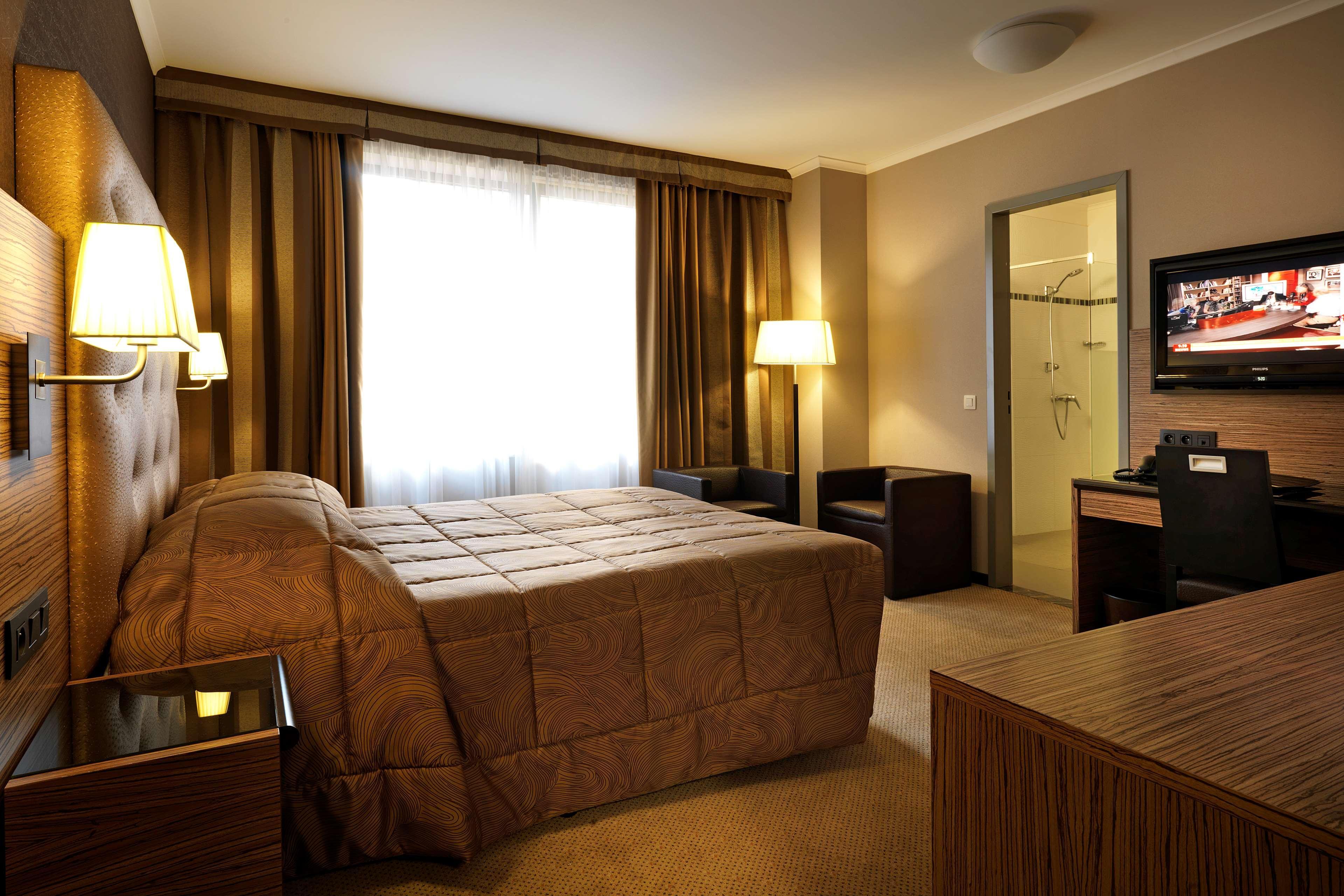 Hyllit Hotel 4*