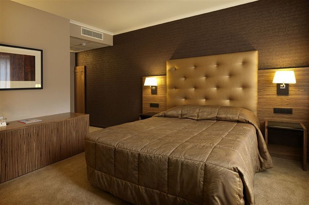 Hyllit Hotel 4*